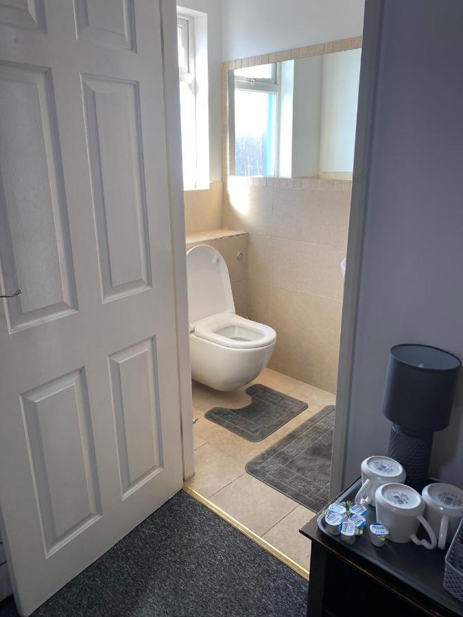 The Woodfield Hotel , Indoor Heated Swimming Pool, Spacious Lounge And Bar Blackpool Esterno foto