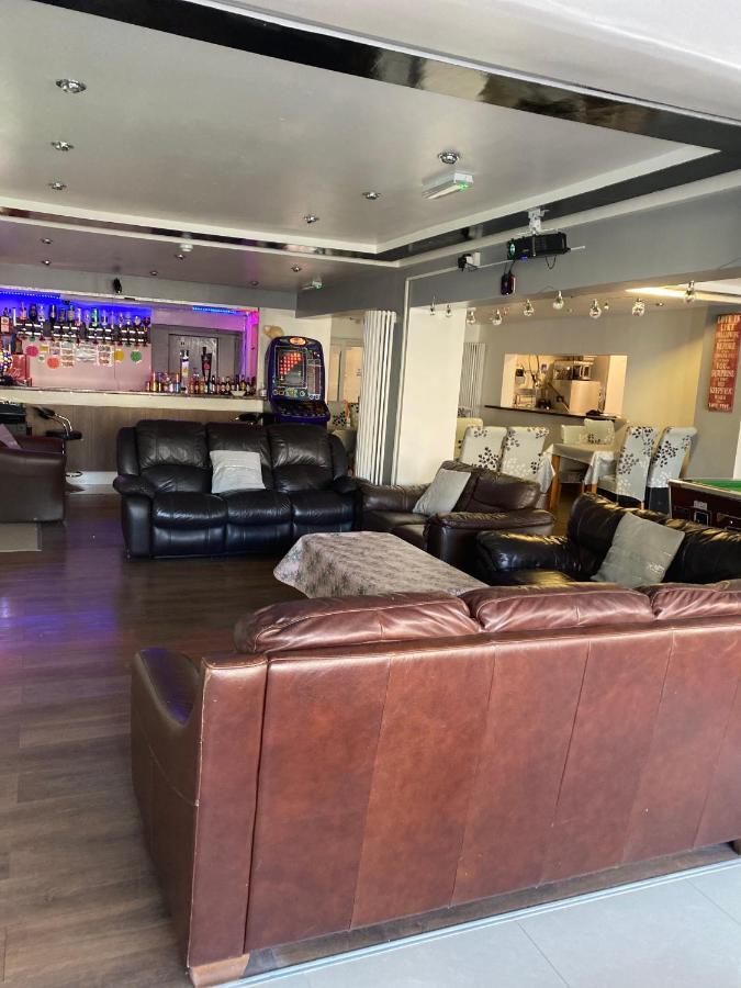 The Woodfield Hotel , Indoor Heated Swimming Pool, Spacious Lounge And Bar Blackpool Esterno foto