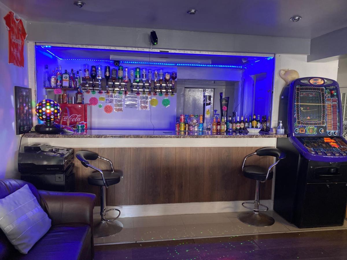The Woodfield Hotel , Indoor Heated Swimming Pool, Spacious Lounge And Bar Blackpool Esterno foto