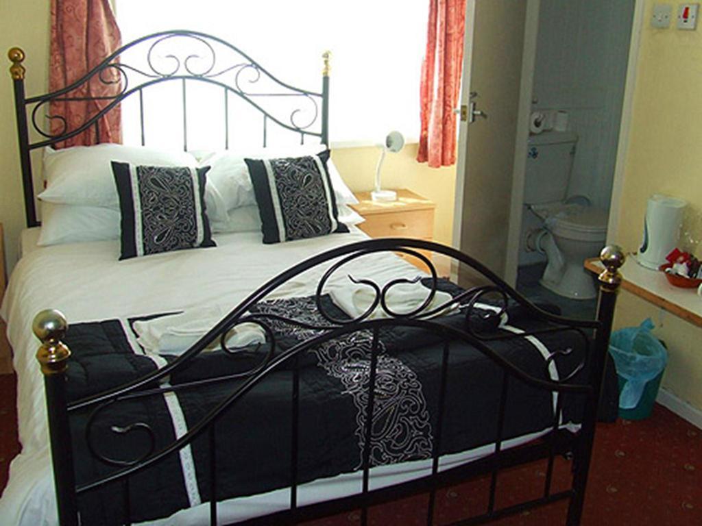 The Woodfield Hotel , Indoor Heated Swimming Pool, Spacious Lounge And Bar Blackpool Camera foto